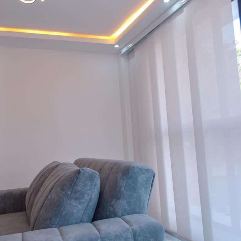 Lumina House Moderno y tranquilo apartamento Cerca de las clínicas y del estadio - Apartamento de 2 dormitorios con balcón - 23