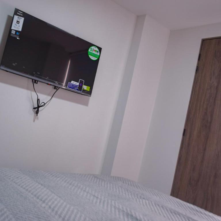 Lumina House Moderno y tranquilo apartamento Cerca de las clínicas y del estadio - Apartamento de 2 dormitorios con balcón - 43