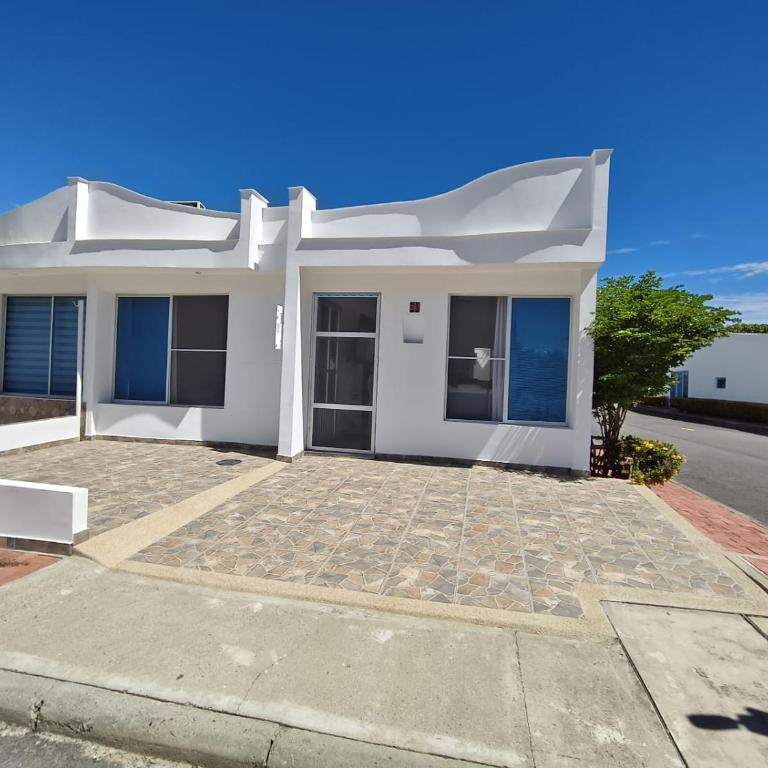 Casa Vacacional con Piscina en Puerto Bahía II - Casa con 1 dormitorio - 9