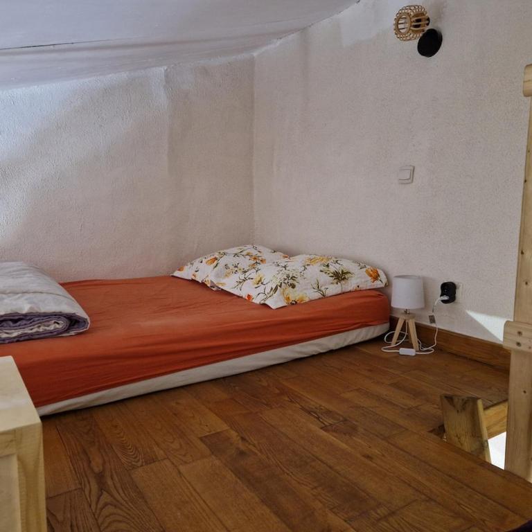 maisonnette 2 personnes - Maison 2 Chambres - 7