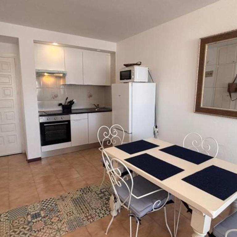 Apartamento con Piscina y Terraza Soleada en Santa Margarita, Roses - HISP-312-96 - Apartment - 9