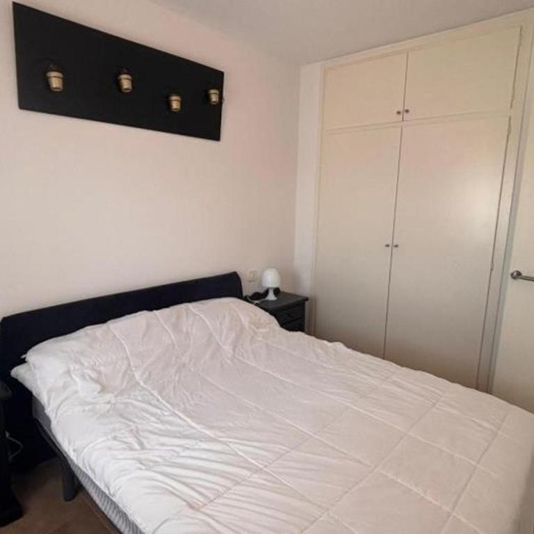 Apartamento con Piscina y Terraza Soleada en Santa Margarita, Roses - HISP-312-96 - Apartment - 13