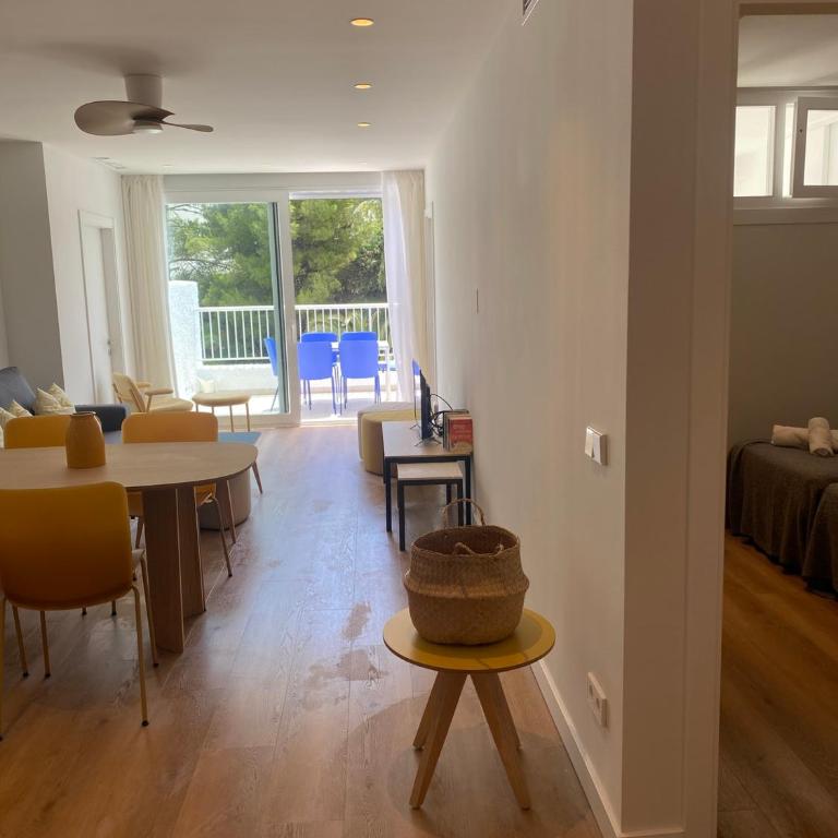 2 apartamentos muy luminosos con grandes terraza - Apartment - 18