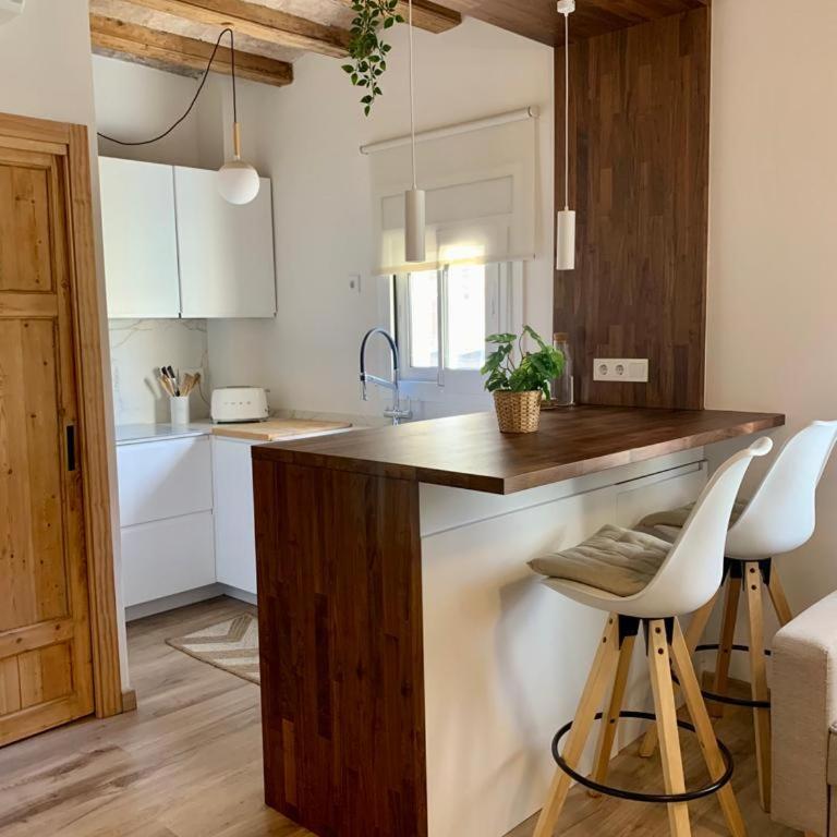 Beachside Apartment 2 Min Walk - One-Bedroom Apartment - 24