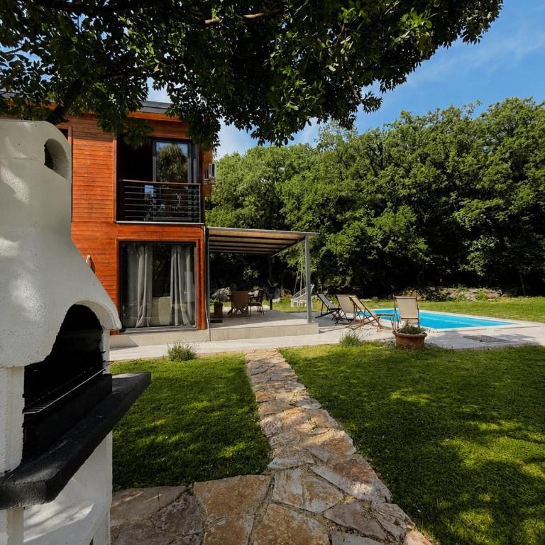 Vukovic Wood Villa - Villa with Private Pool - 1