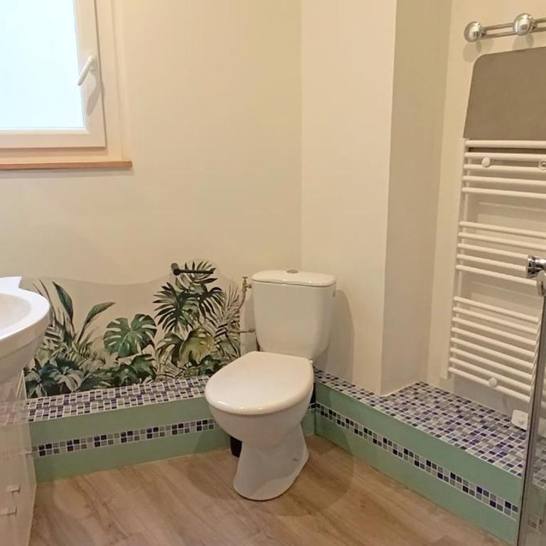 Apt 14 au 3ème étage, un superbe T2 bis d'environ 60m2, climatisé et entièrement équipé avec une terrasse privée, dans un immeuble authentique du 18 ème siècle - Apartment mit 1 Schlafzimmer - 13