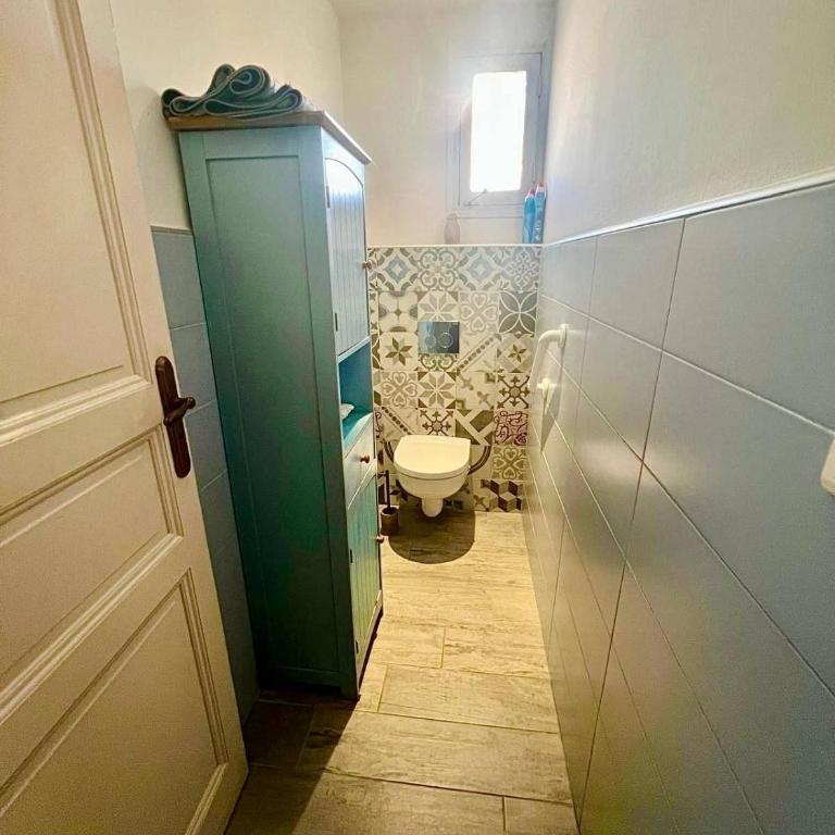 Apartment with Sea View - Private Parking - 5 min from airport - Apartment mit 3 Schlafzimmern - 6
