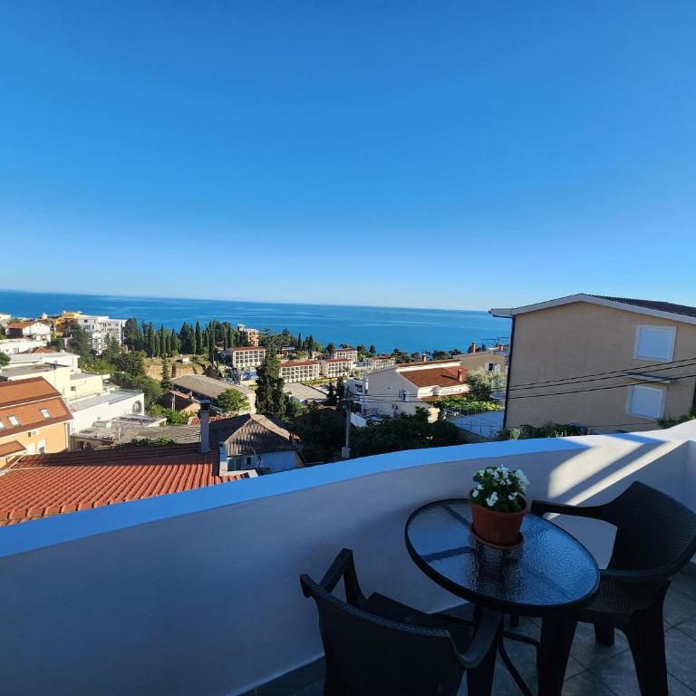 Adriatic Sea View Rooms - Apartment with Sea View - 6