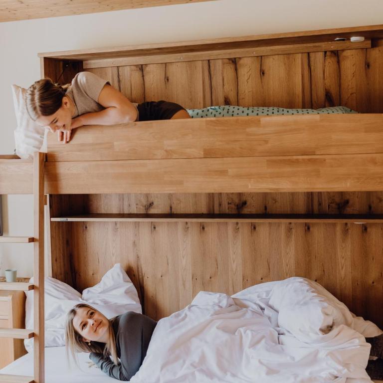 Hotel Dorfcafe Unken - Familienzimmer mit Balkon - 33