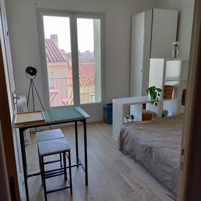 studio entièrement équipé avec balcon et accès jardin - Apartment mit 1 Schlafzimmer - 1