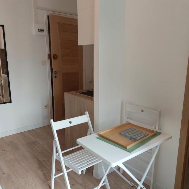studio entièrement équipé avec balcon et accès jardin - Studio mit Balkon - 2