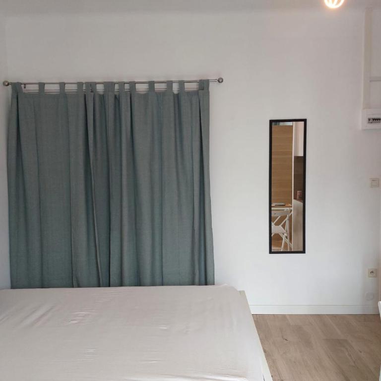 studio entièrement équipé avec balcon et accès jardin - Studio mit Balkon - 5