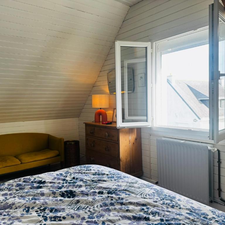 Maison de charme, au calme, 2min à pied plage - Three-Bedroom Home - 22