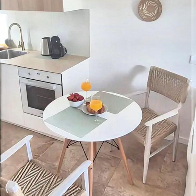 Amazing apartment with ocean view - Apartment mit 1 Schlafzimmer - 2