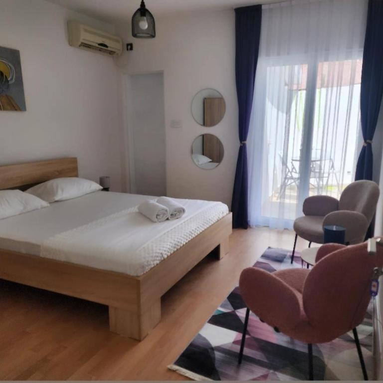 Adriatic Sea View Rooms - Apartment with Balcony - 8