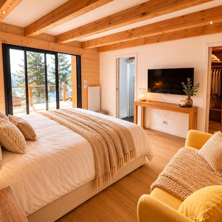 L'Art Chalet Les Angles - Three-Bedroom Chalet - 6