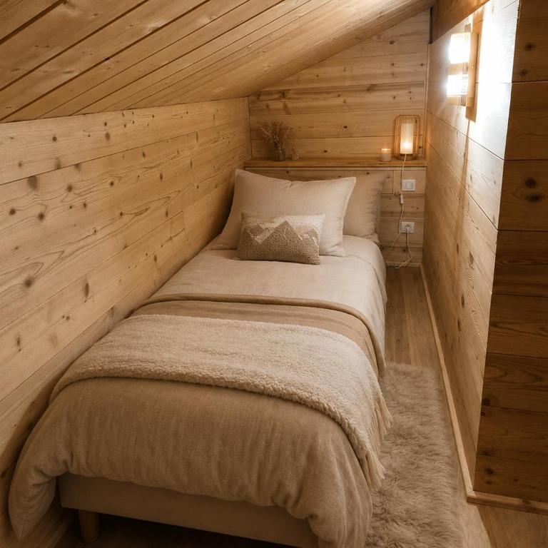 L'Art Chalet Les Angles - Three-Bedroom Chalet - 14