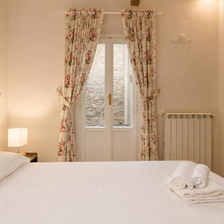 Apartment with Private Garden - Appartamento con 3 Camere da Letto - 11