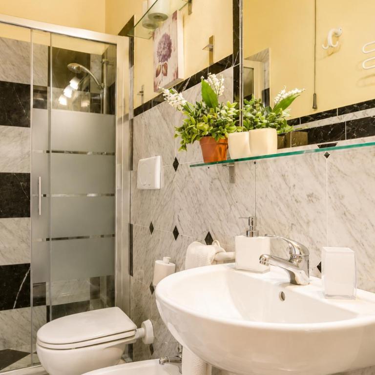 Apartment with Private Garden - Appartamento con 3 Camere da Letto - 14