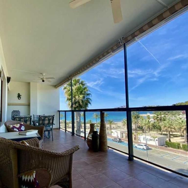 Luxurious apartment seafront Moraira by Moraira Holiday Homes - Appartement - Vue sur Mer - 1