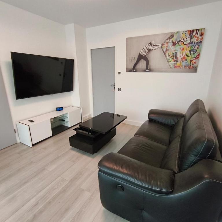 Appartement de 60M2 - Two-Bedroom Apartment - 1