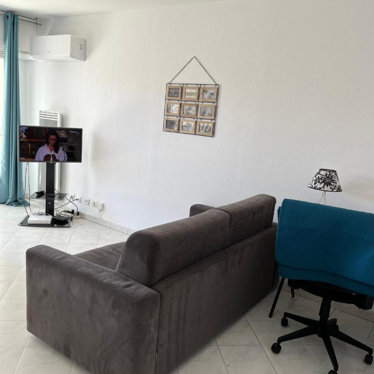 Studio climatisé 3 mn plage du samedi au samedi Antibes juan les pins - Apartment mit 1 Schlafzimmer - 10