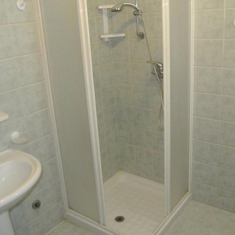 Enjoy your holiday 200m from the beach - Apartment - 10
