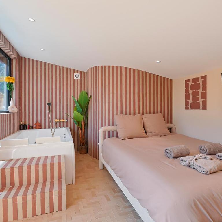 NUSA'MOR petite maison romantique baignoire balnéo 2 places - Apartment mit 1 Schlafzimmer - 1