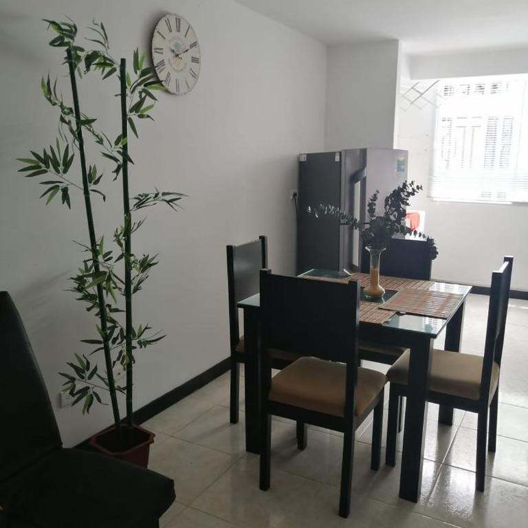 TUS VACACIONES a MINUTOS DEL PARQUE DEL CAFE - Apartamento de 2 dormitorios - 4