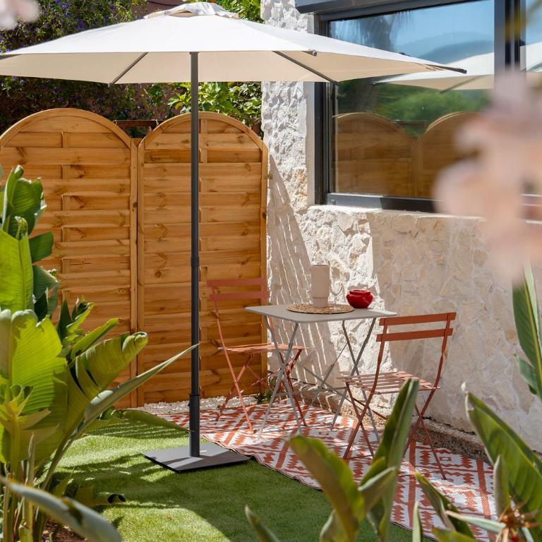 NUSA'MOR petite maison romantique baignoire balnéo 2 places - Apartment mit 1 Schlafzimmer - 8