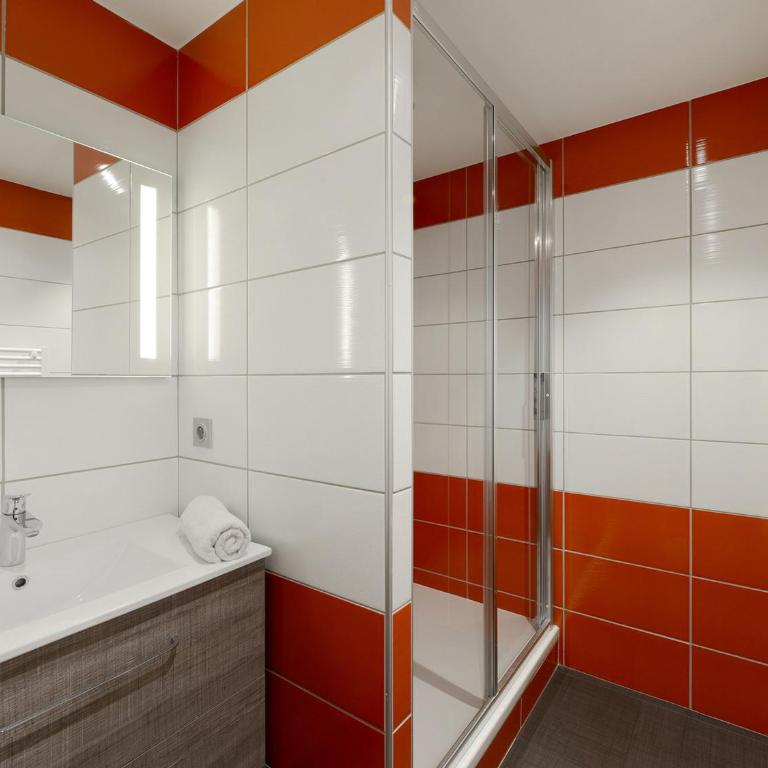 Appartement lumineux rénové - Proche des pistes, animaux admis - Appartement 2 Chambres - 8