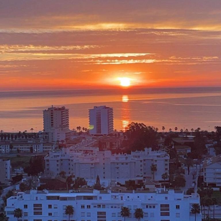 Torremolinos vistas al mar, piscina y dormitorio independiente - Apartment mit 1 Schlafzimmer - 12