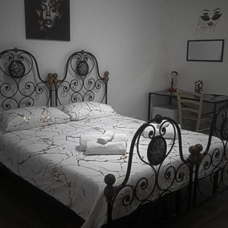 Big Home Alghero - Ampia Camera Matrimoniale - 1