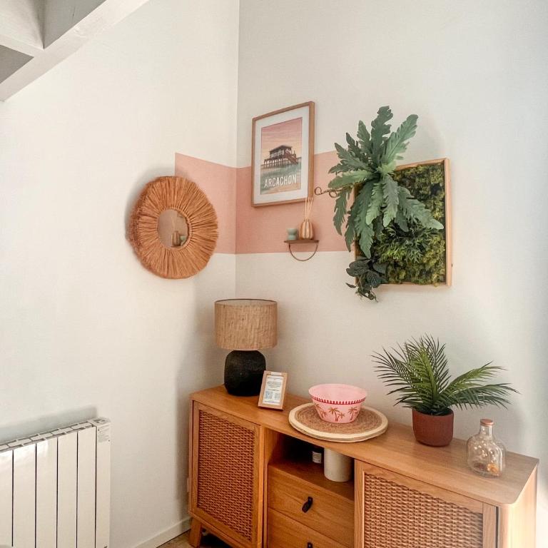 Large Duplex 2BR in Center of Arcachon 2 min walking beach and Free parking - Appartement 2 Chambres - 13