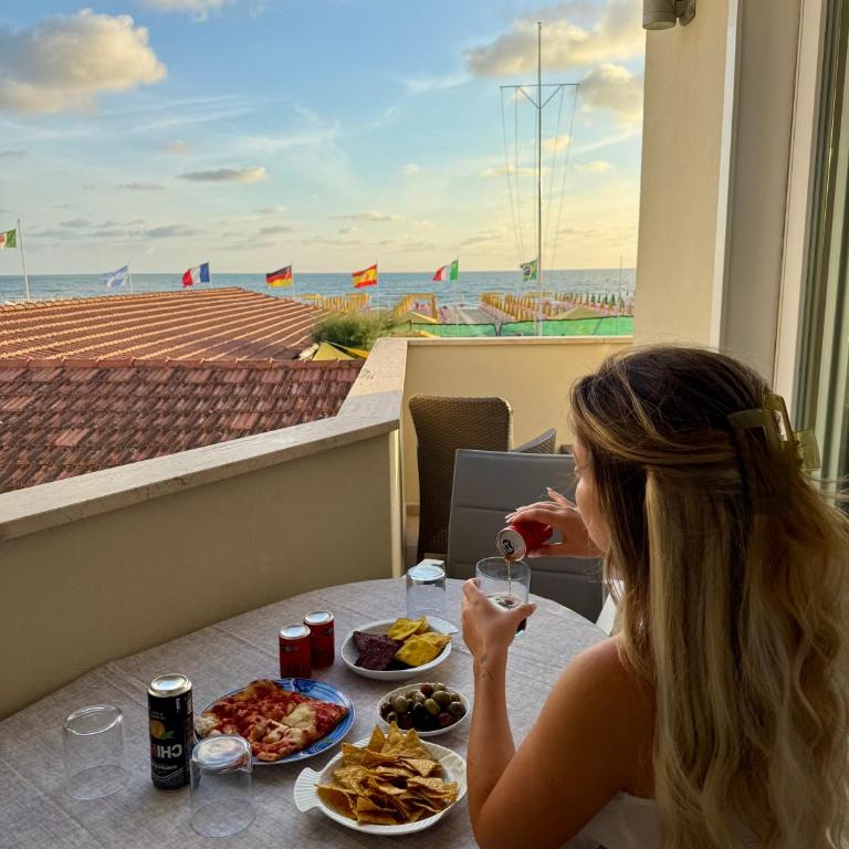 Terrazza fronte mare - Viareggio centro - Appartamento con 1 Camera da Letto - 3