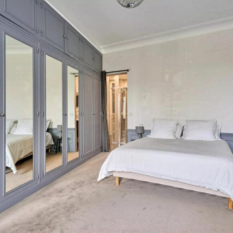 Bright and Chic Haussmannian Porte Maillot - Appartement 2 Chambres - 7