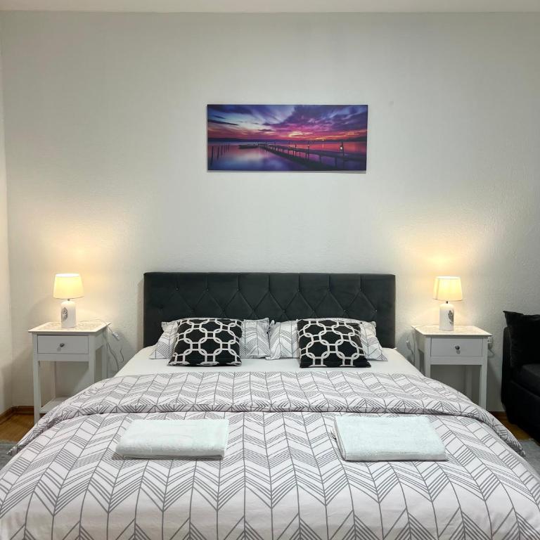 Apartments Aura - One-Bedroom Apartment - 18