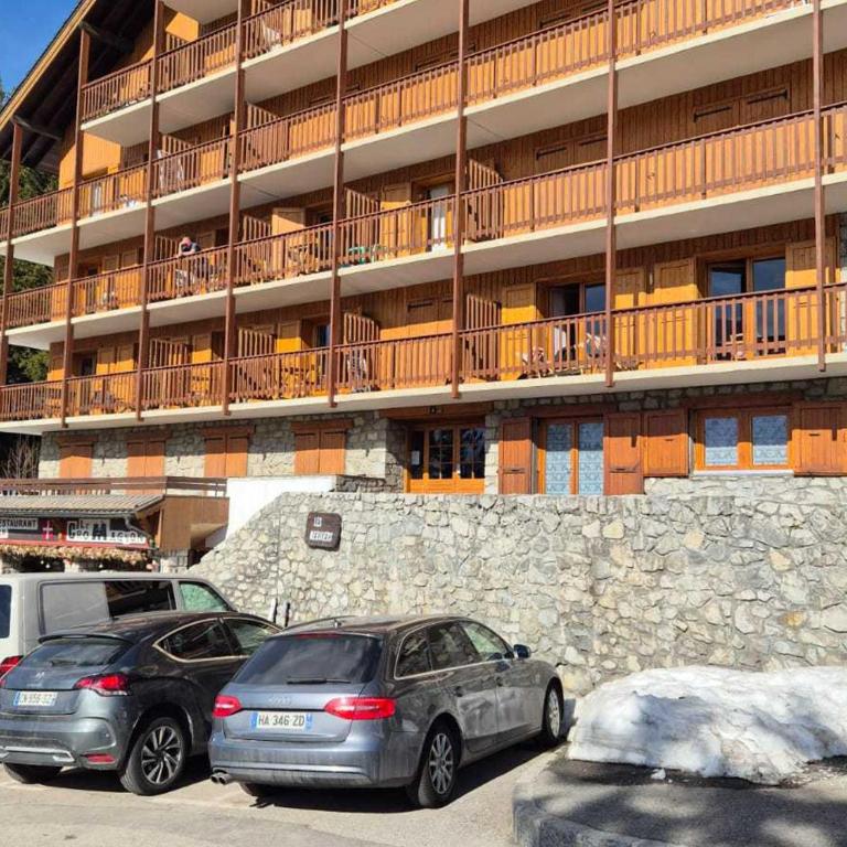 Appartement rénové proche pistes, balcon et commerces - FR-1-688-65 - Appartement - 17