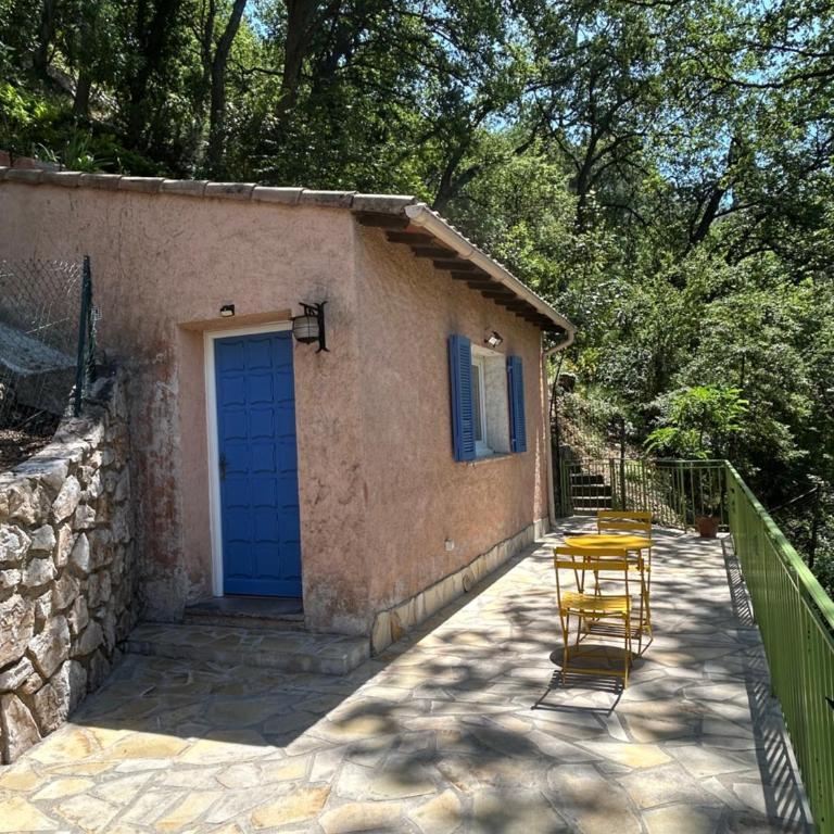 Des Ciappes et des Fées - Double Room with Terrace - 3