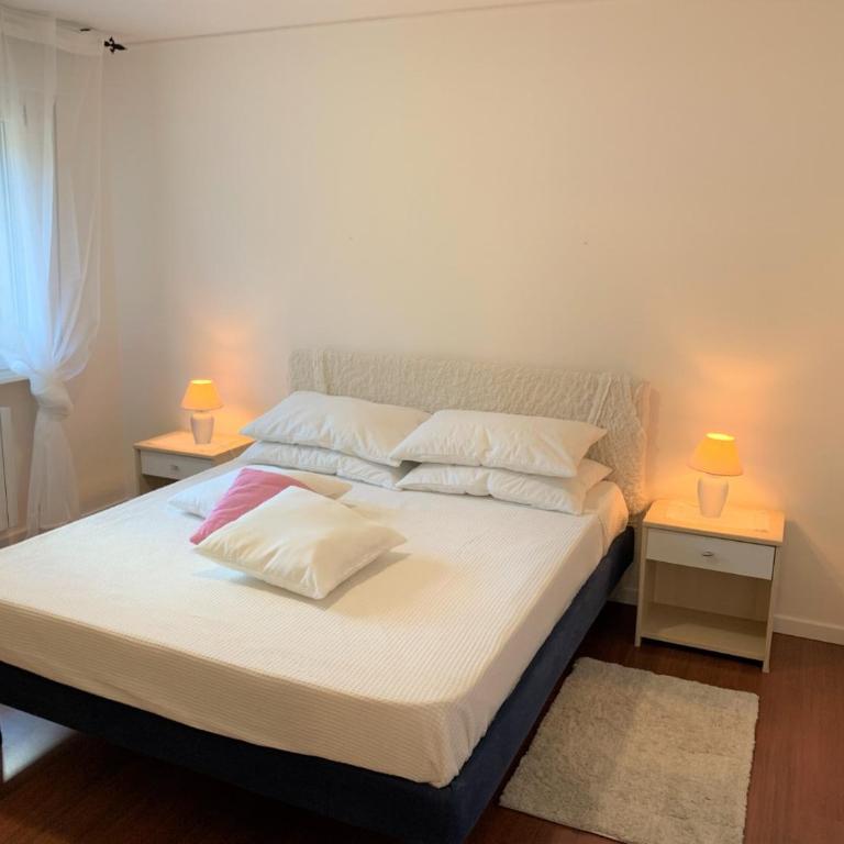 Magic Favola Bella - Two-Bedroom Apartment with Lake View - 2