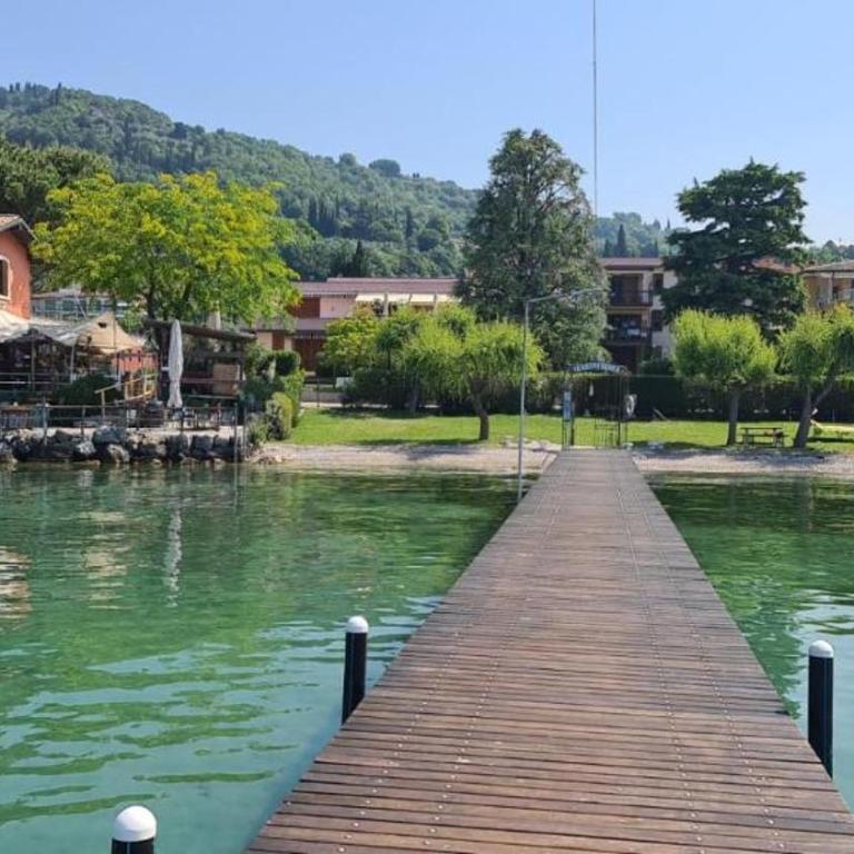 Magic Favola Bella - Two-Bedroom Apartment with Lake View - 4