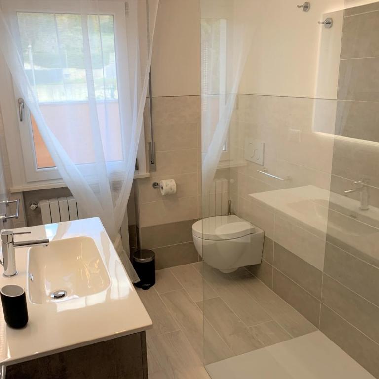 Magic Favola Bella - Two-Bedroom Apartment with Lake View - 7