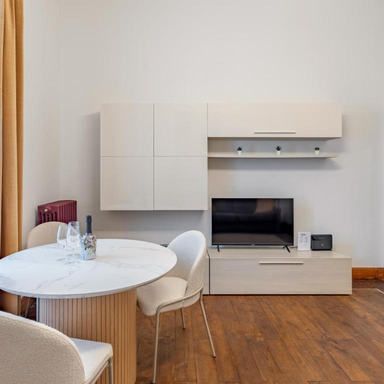 Vivilo Collection - Gallarate Terrace Apartment - Appartamento con 2 Camere da Letto e Terrazza - 13