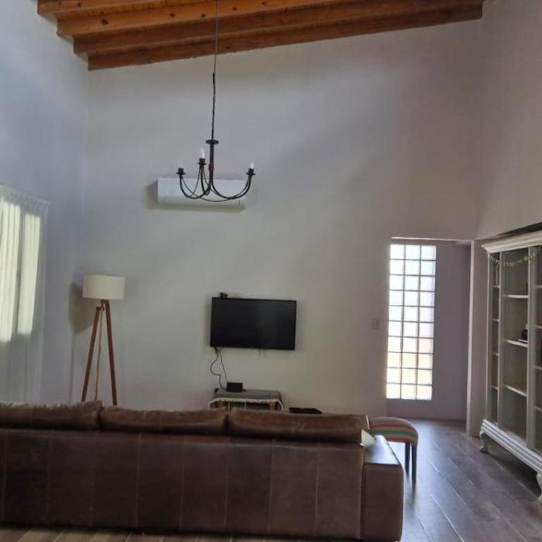 Hermosa casa quinta con piscina en Mercedes, Bs As - Casa de 4 dormitorios - 30