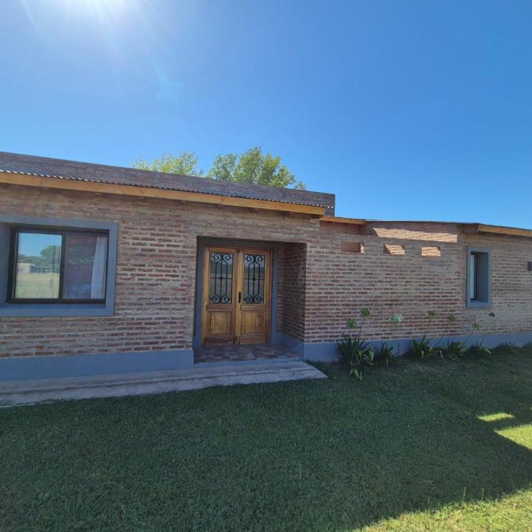 Hermosa casa quinta con piscina en Mercedes, Bs As - Casa de 4 dormitorios - 39
