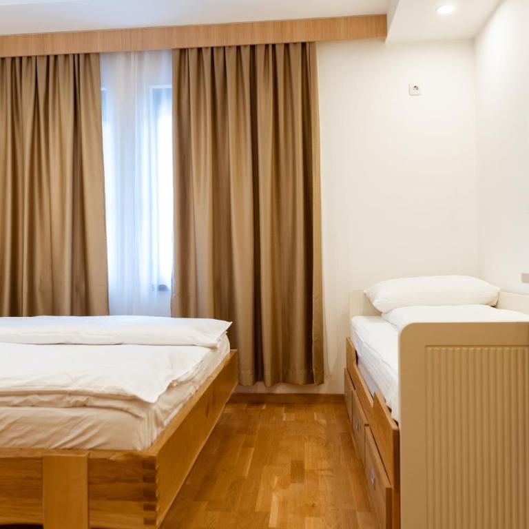 Mahagoni Rooms - Apartman sa 1 Spavaćom Sobom - 1