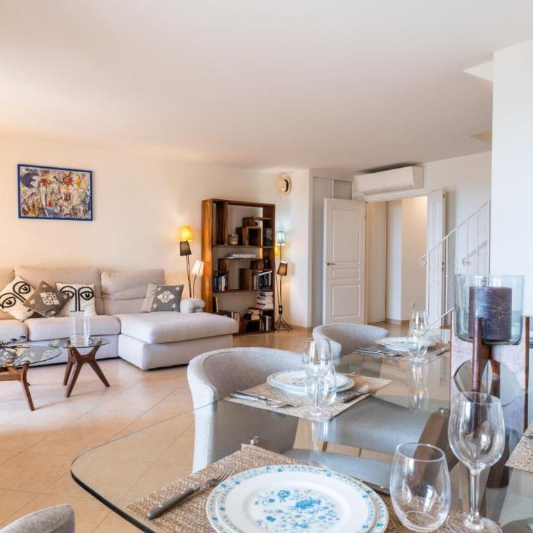 Beautiful and peaceful villa in a residence - Maison de Vacances - 6