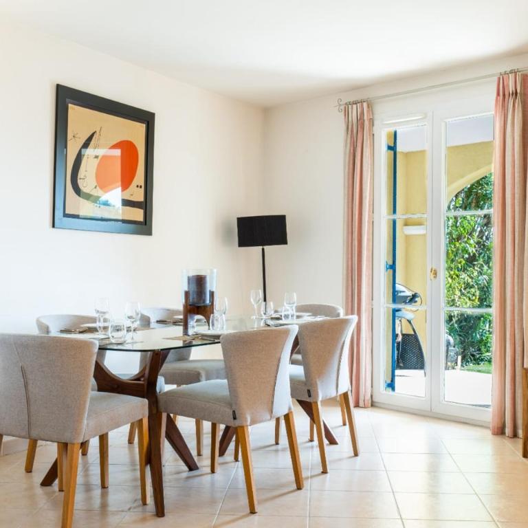 Beautiful and peaceful villa in a residence - Maison de Vacances - 10
