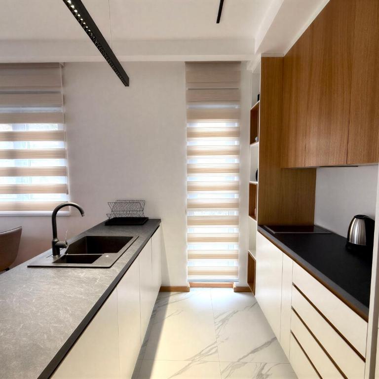 Azzurro Vista - Deluxe Apartment mit 2 Schlafzimmern und Meerblick - 13