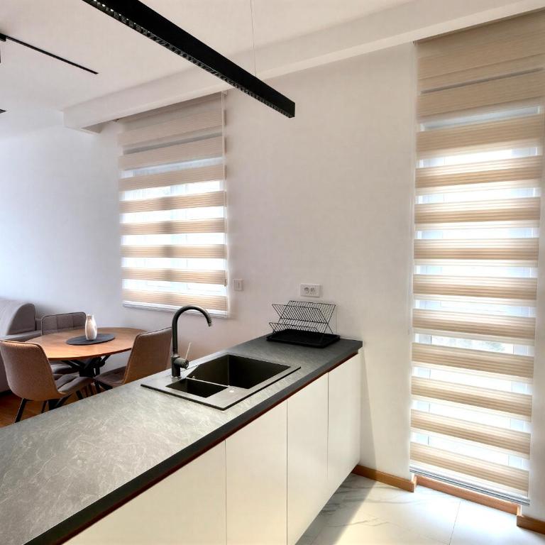 Azzurro Vista - Deluxe Apartment mit 2 Schlafzimmern und Meerblick - 12